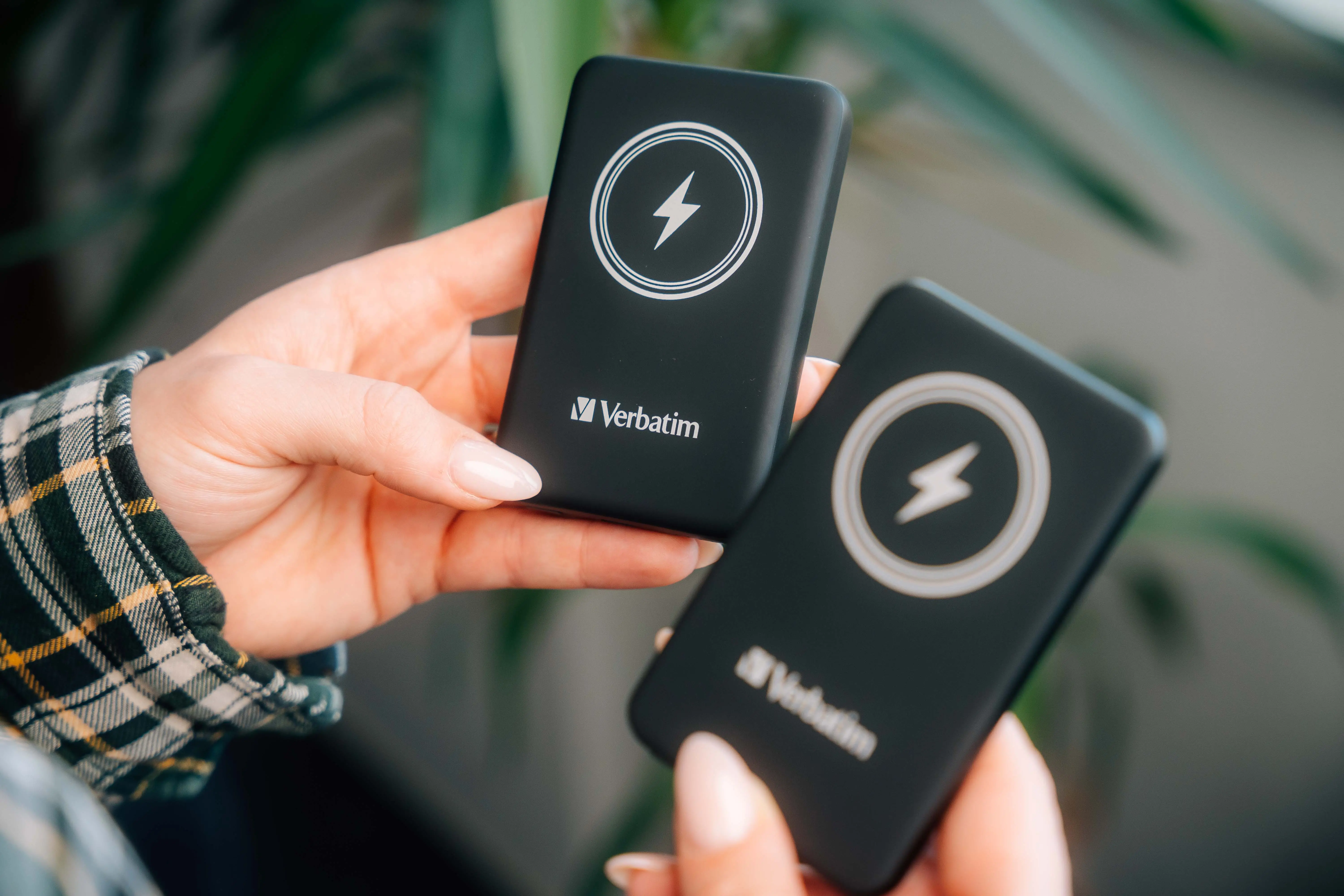 Powerbank Verbatim Charge 'n' Go Magnetic Wireless 10000mAh PD 20W QC3.0 Czarny