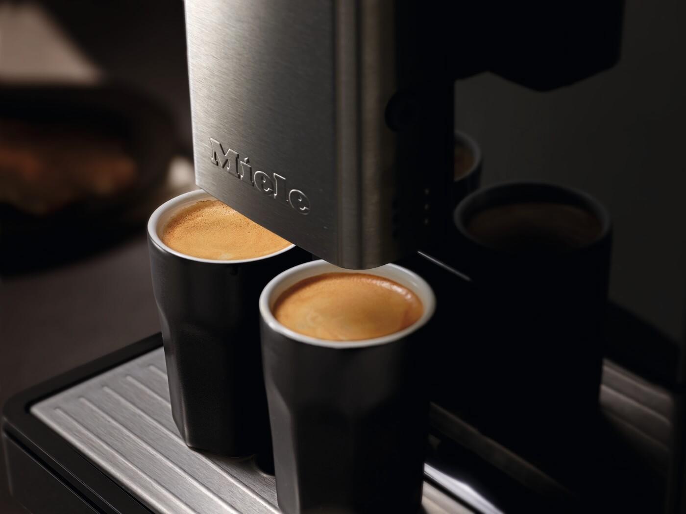 Miele CM 5300 (czarny)