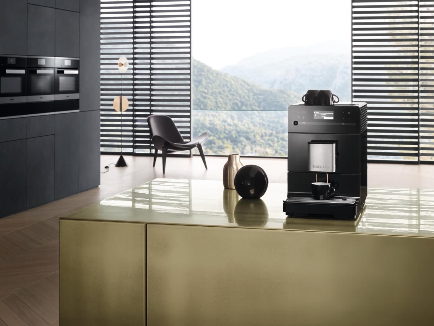Miele CM 5300 (czarny)