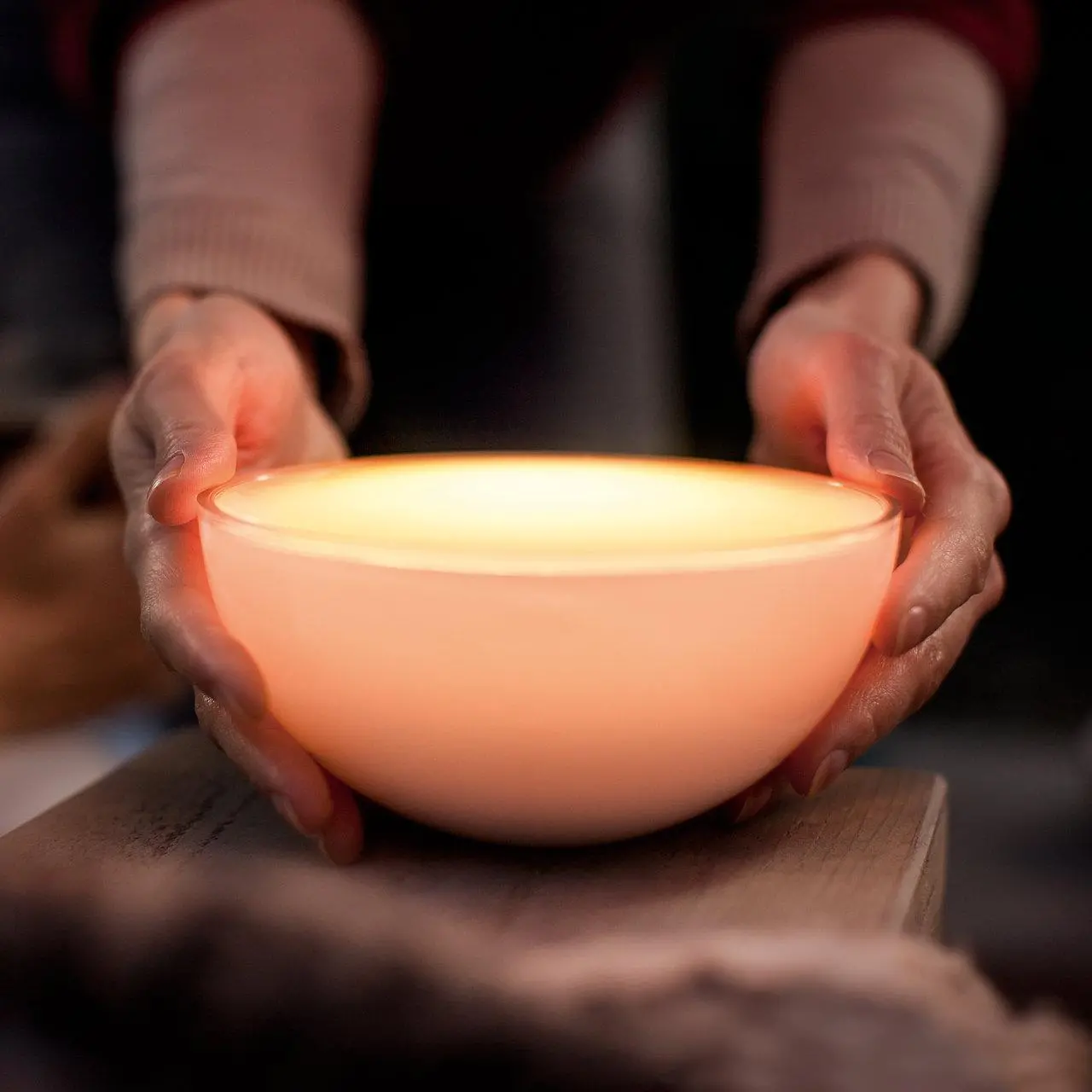 Lampa biurkowa Philips Hue Go White and Colour Ambiance
