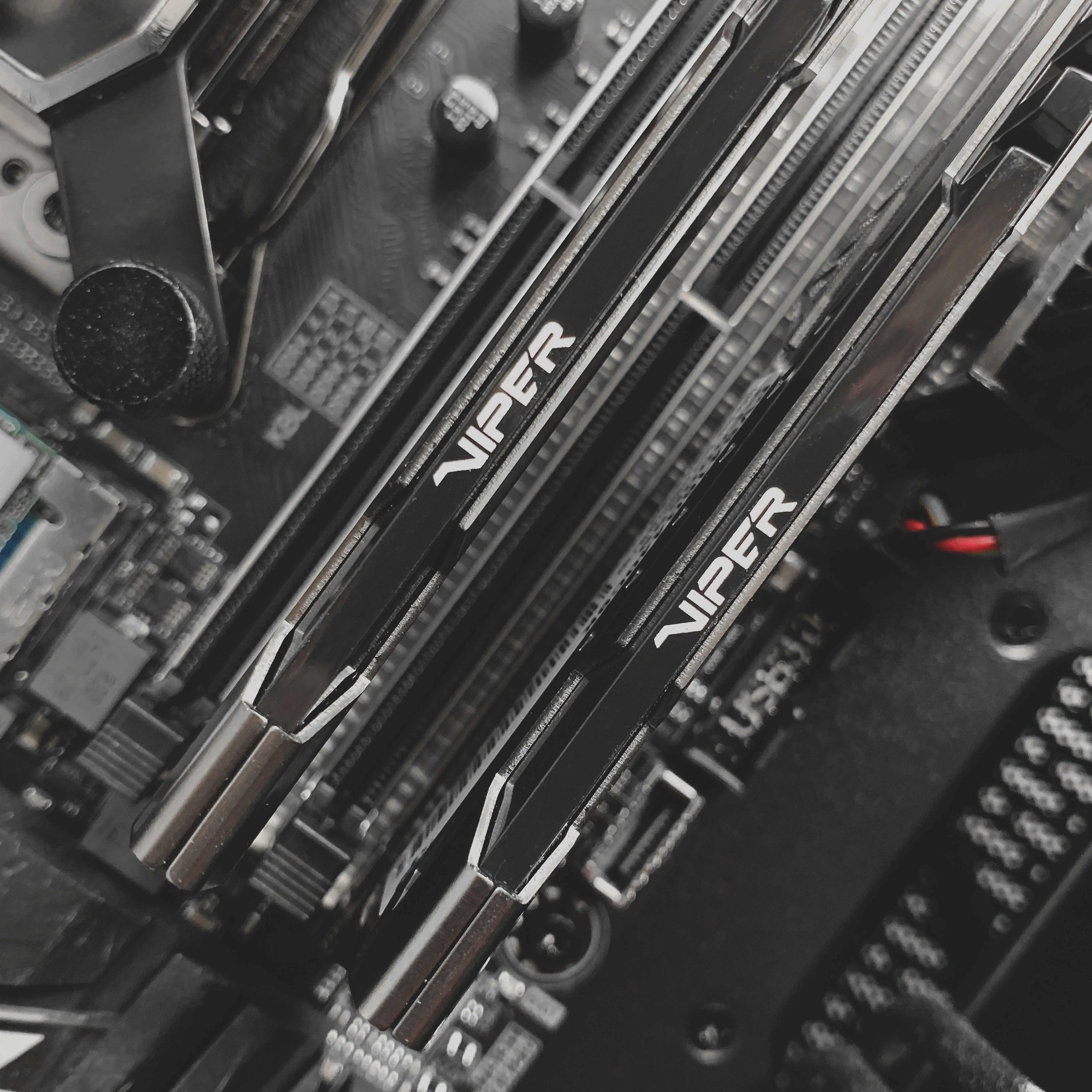 Pamięć RAM Patriot Viper Steel DDR4 64GB (2 x 32GB) 3200 CL16 Szary