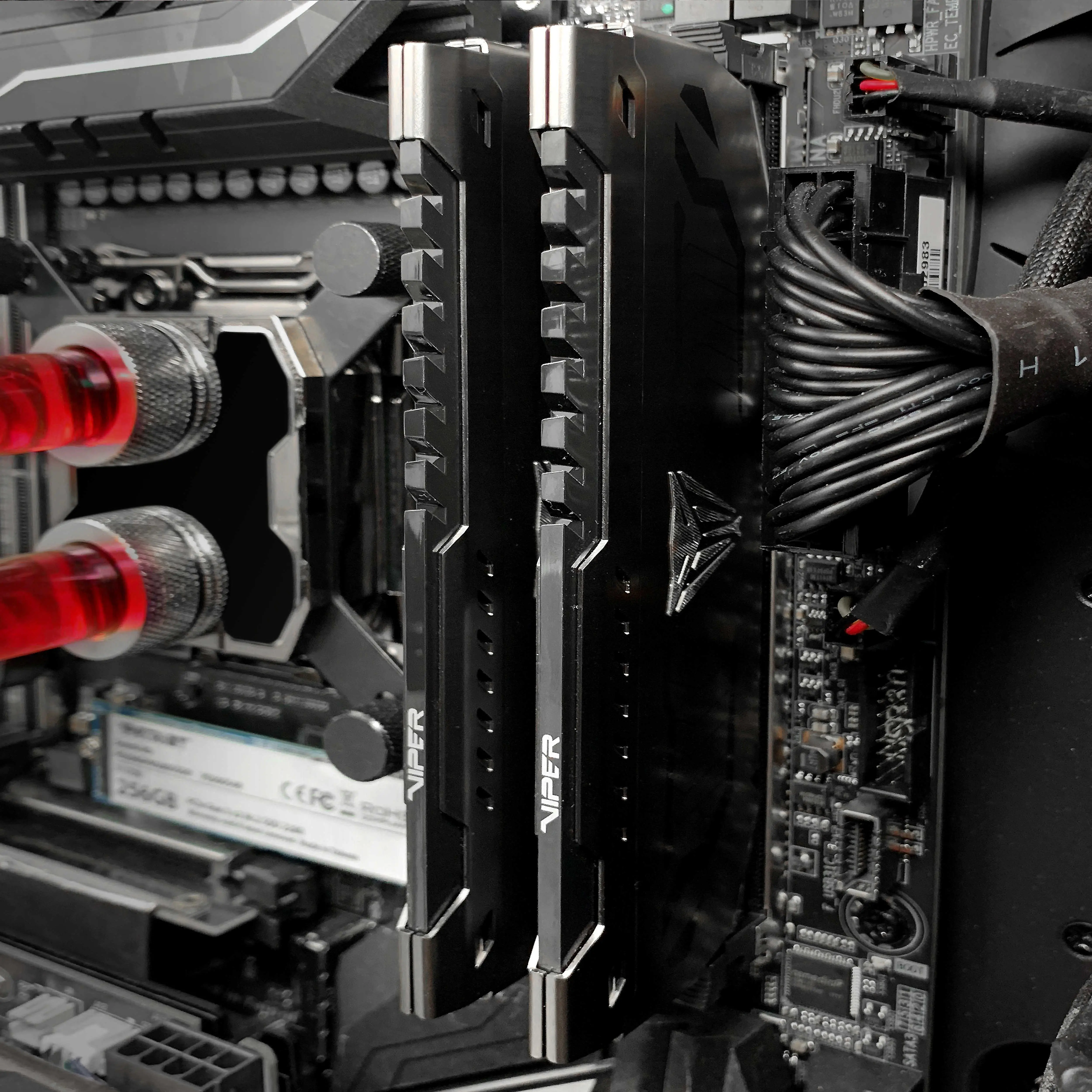 Pamięć RAM Patriot Viper Steel DDR4 64GB (2 x 32GB) 3200 CL16 Szary