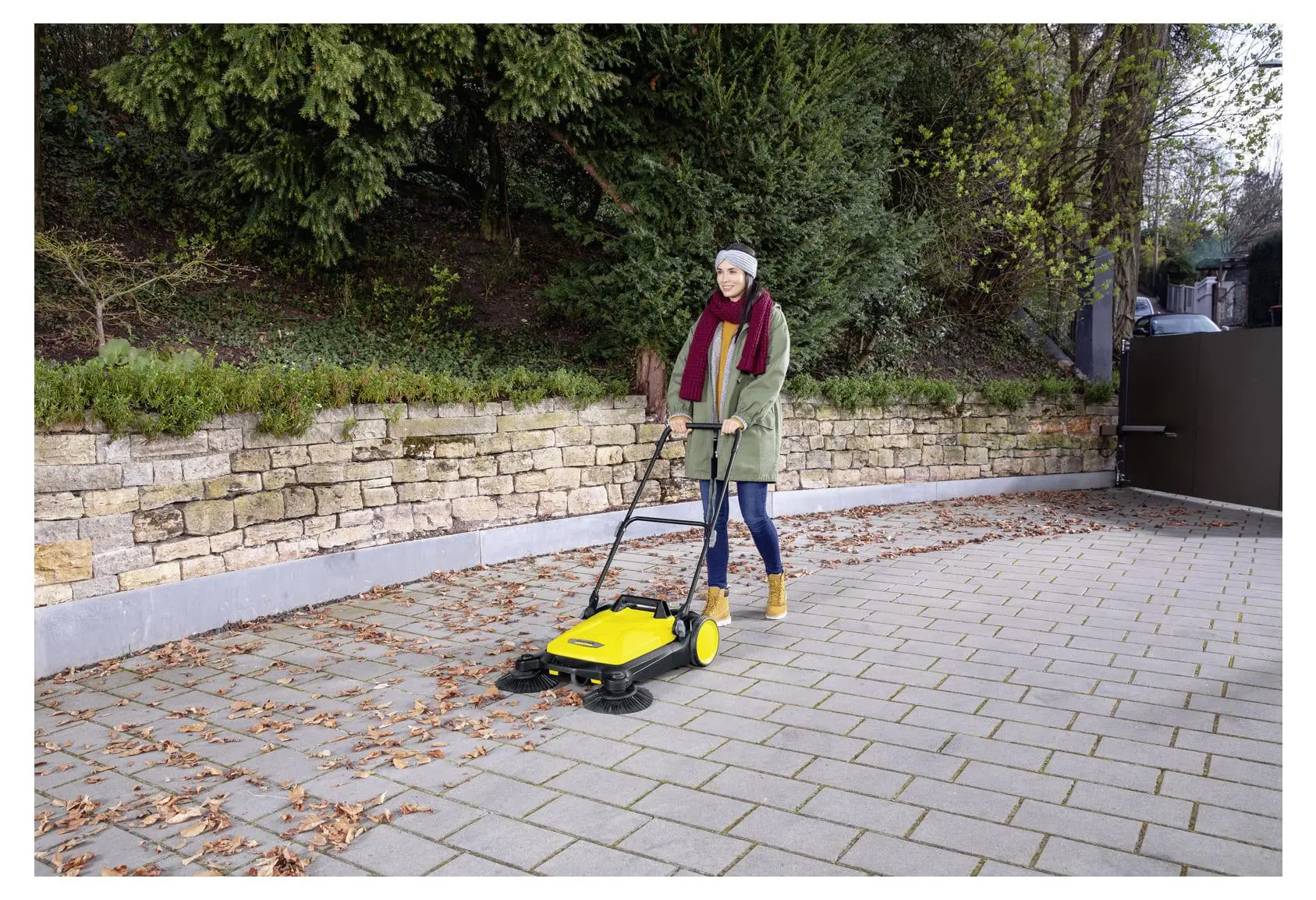 Zamiatarka Karcher S 4 Twin 1.766-360.0 20l 68cm 2400m2/h