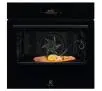 Piekarnik elektryczny parowy Electrolux 800 SteamBoost COB8S39Z Termoobieg Termosonda Czarny