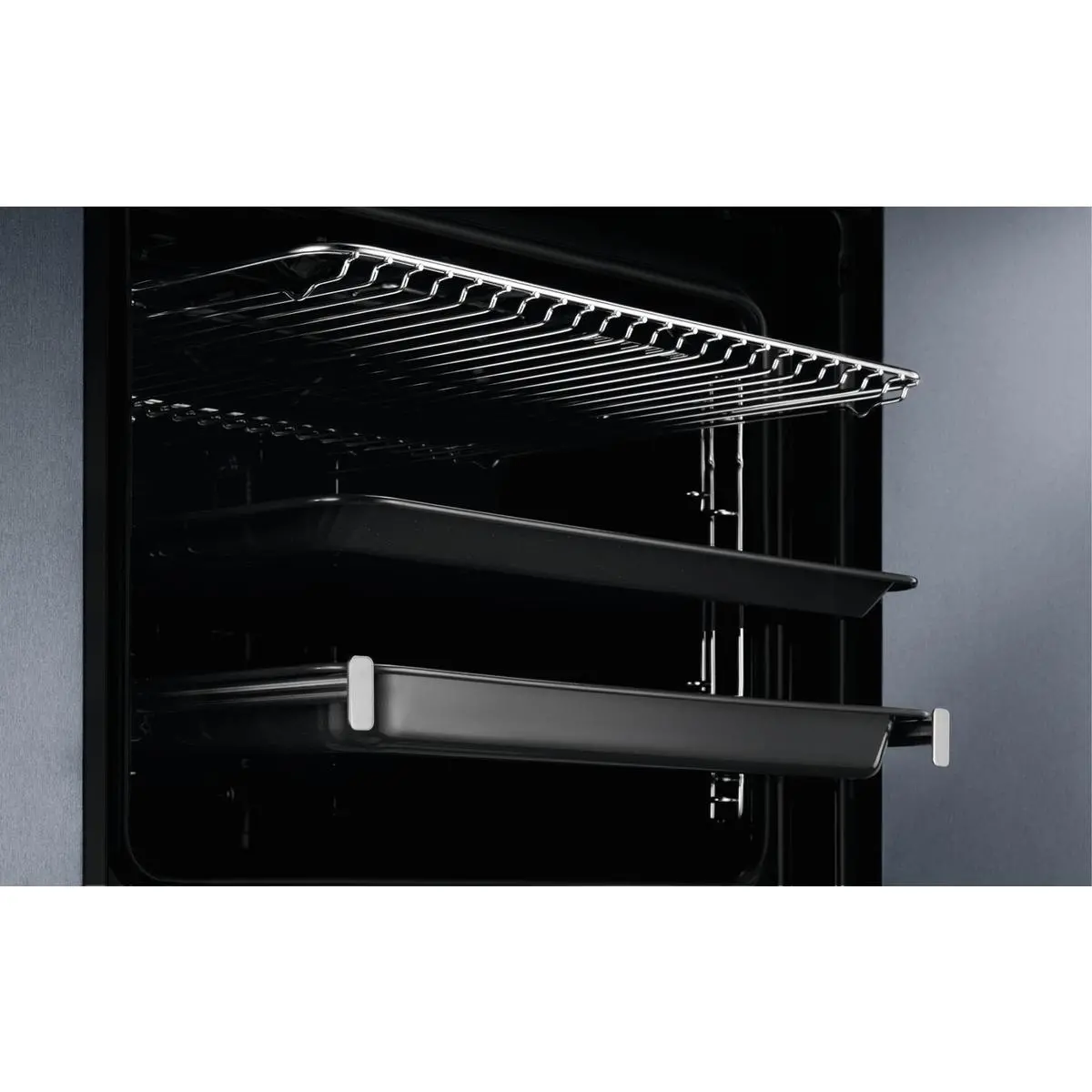 Piekarnik elektryczny parowy Electrolux 800 SteamBoost COB8S39Z Termoobieg Termosonda Czarny